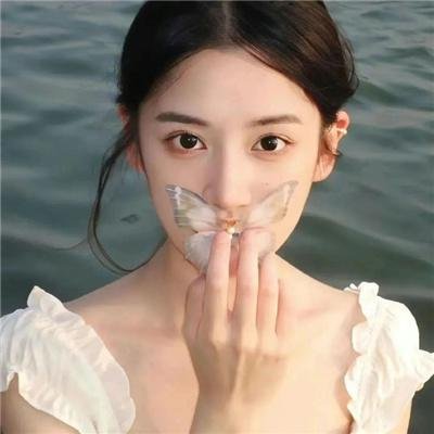 现代英雄